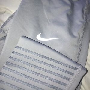 grey nike leggings !!!